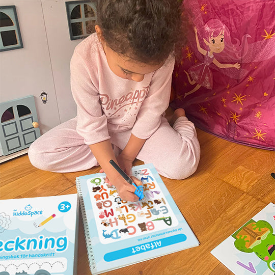 KiddoSpace Övningsset för handskrift